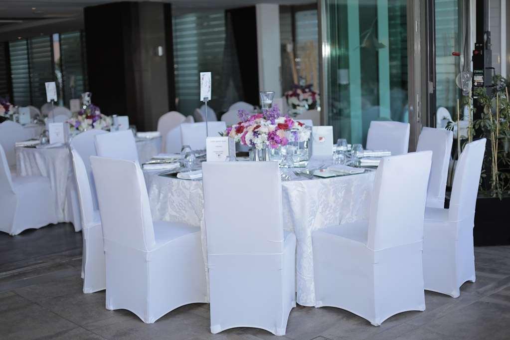 Radisson Blu Bosphorus Hotel. Hotel *
