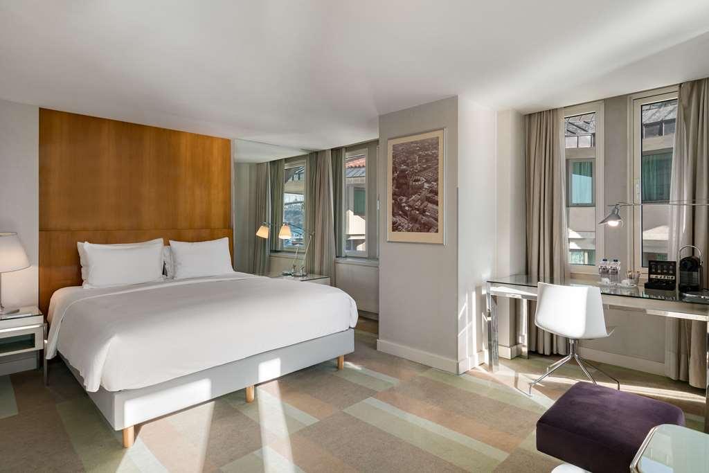 Radisson Blu Bosphorus Hotel.