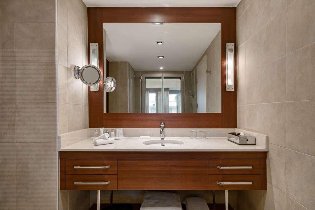Radisson Blu Bosphorus Hotel. Otel *